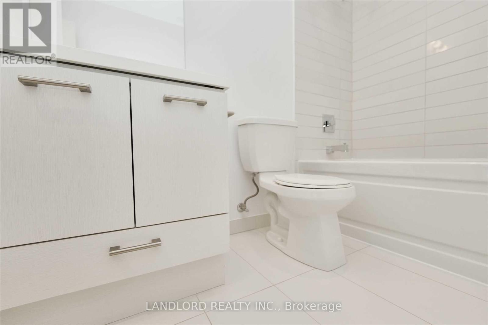 Photo 16 of 3507 87 Peter Street, Toronto ON