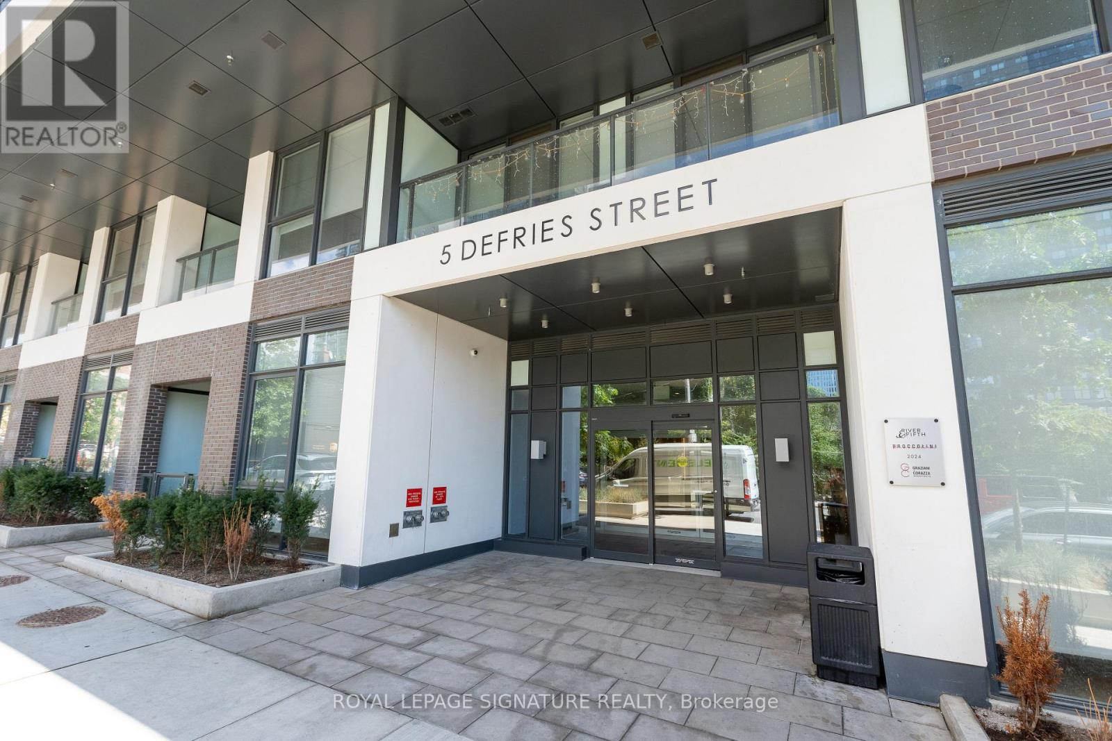 Photo 2 of 1804 5 Defries Street, Toronto ON