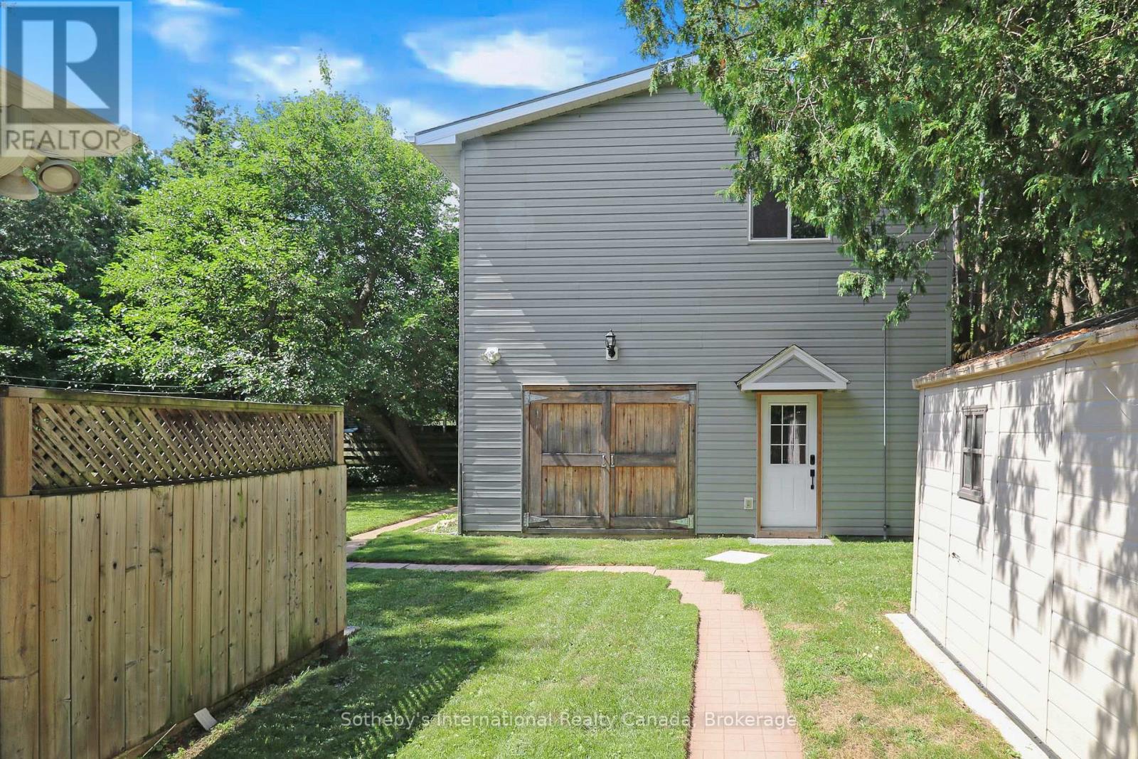 Photo 30 of 58 Cedar Street, Collingwood ON