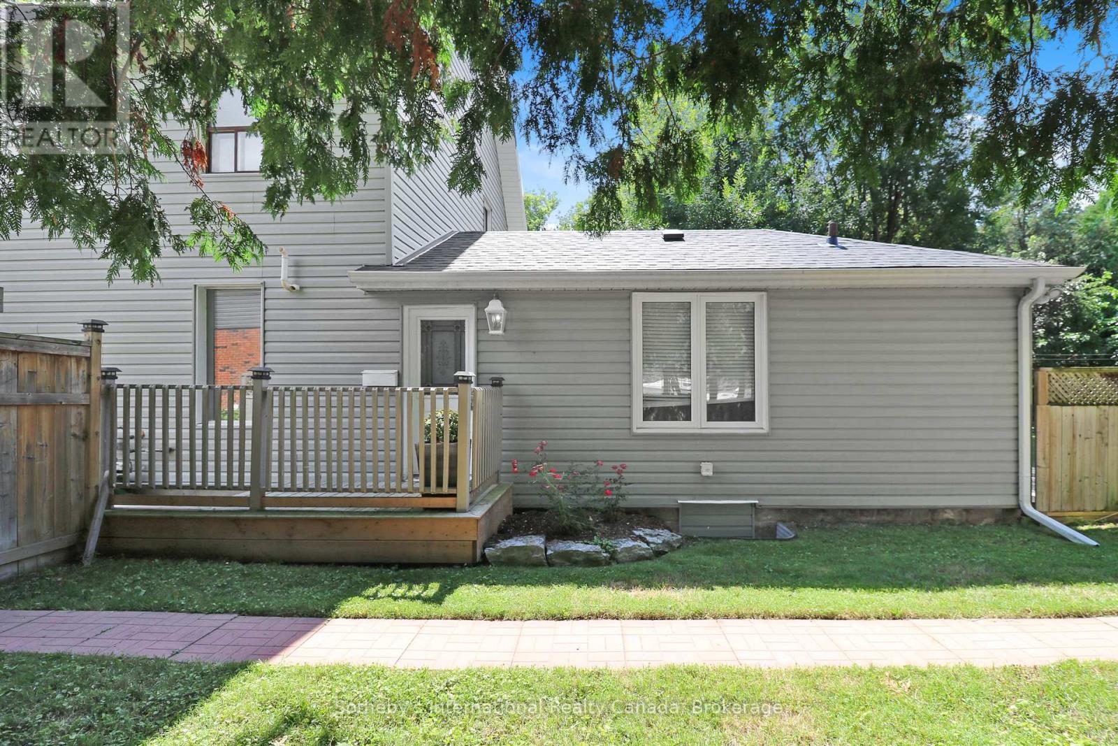 Photo 29 of 58 Cedar Street, Collingwood ON
