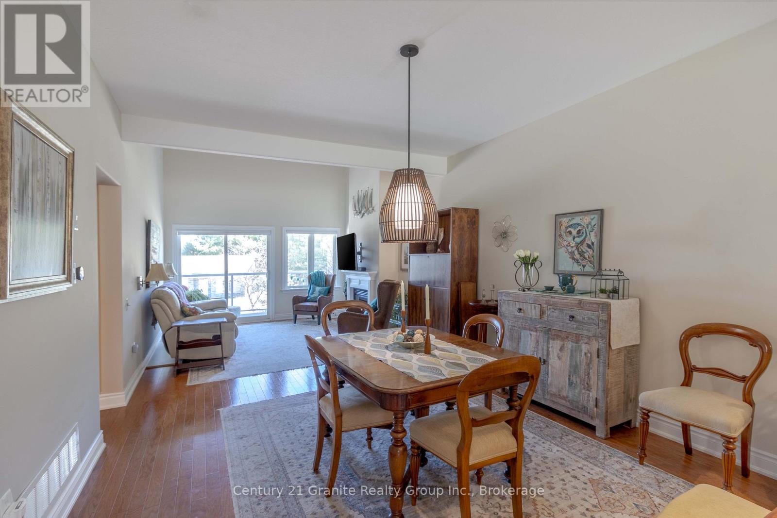 Photo 34 of 44 Webb Circle, Dysart Et Al ON