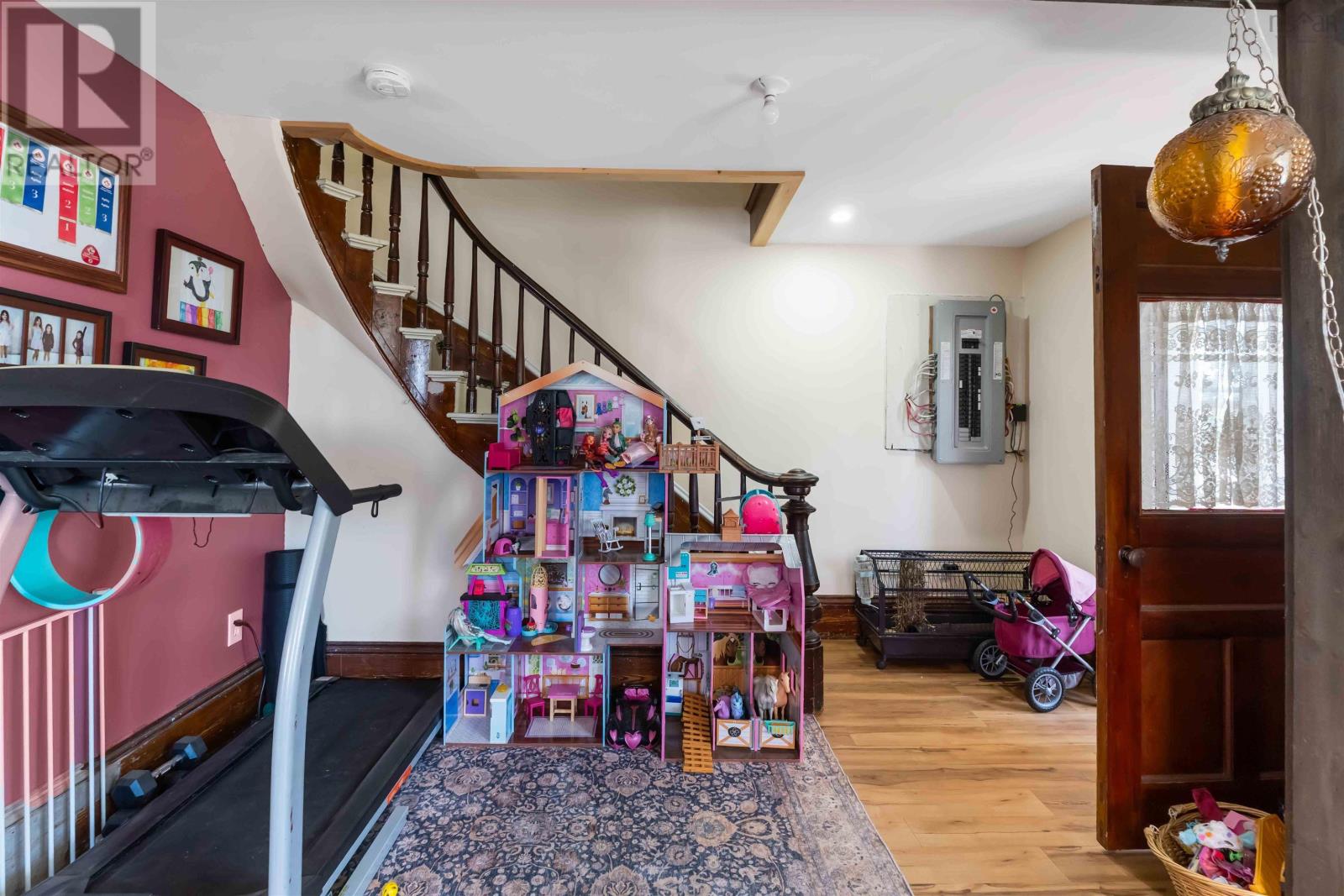 Property 7 of 42 of 113 Second Street