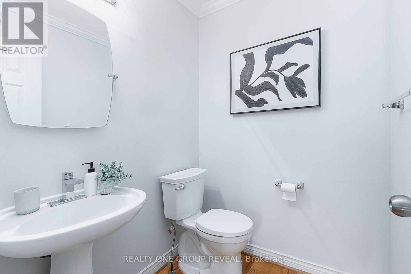 Photo 17 of 1003 Catskill Drive, Oshawa ON