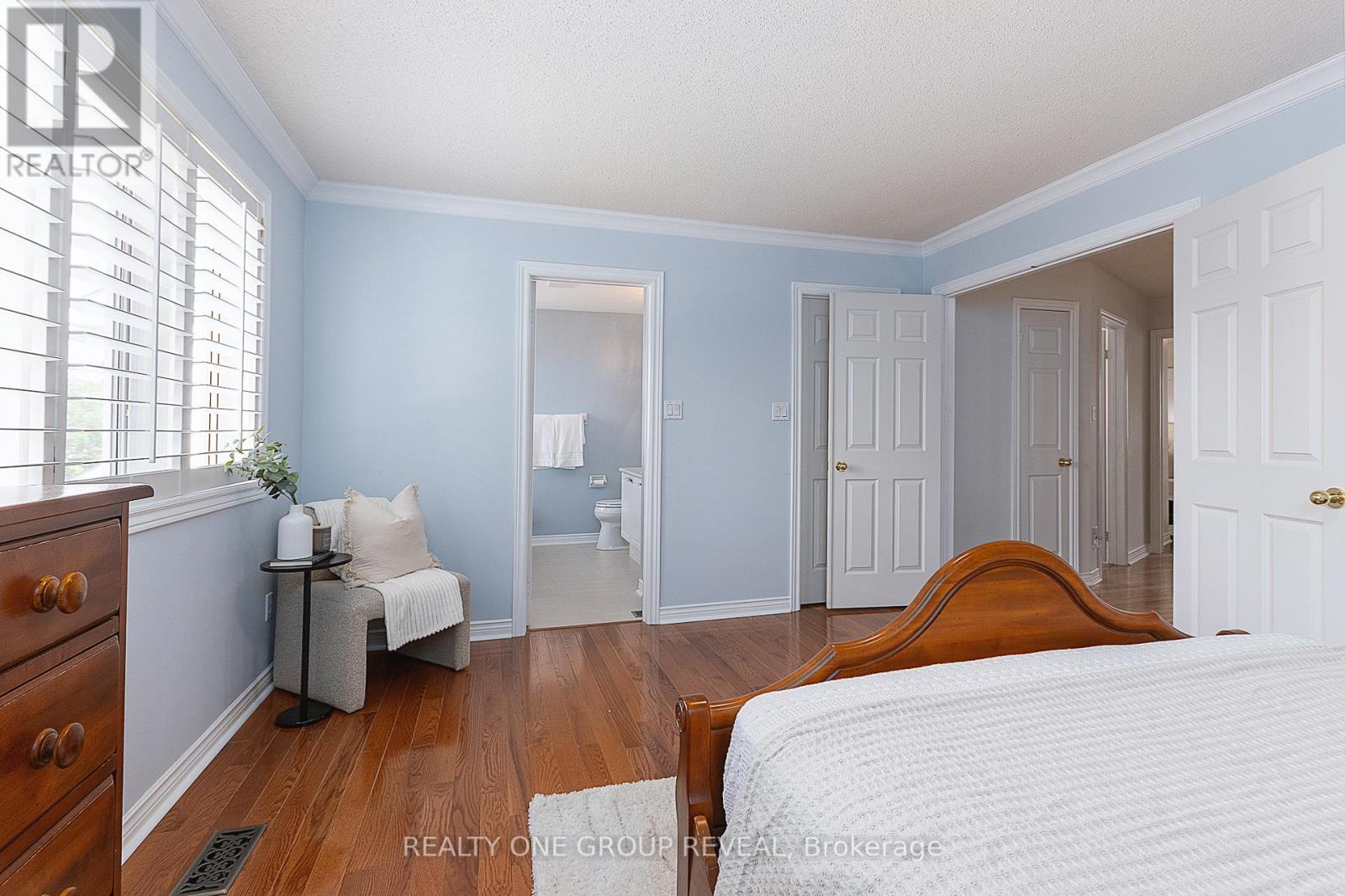 Photo 27 of 1003 Catskill Drive, Oshawa ON