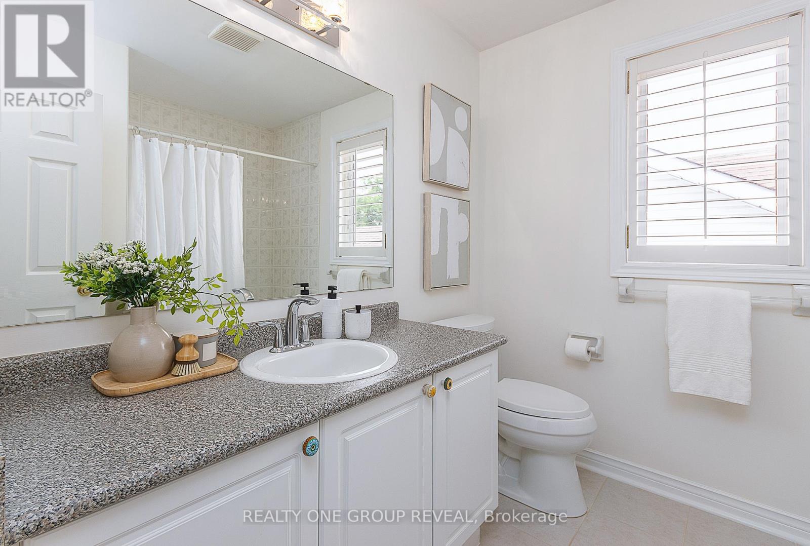 Photo 30 of 1003 Catskill Drive, Oshawa ON