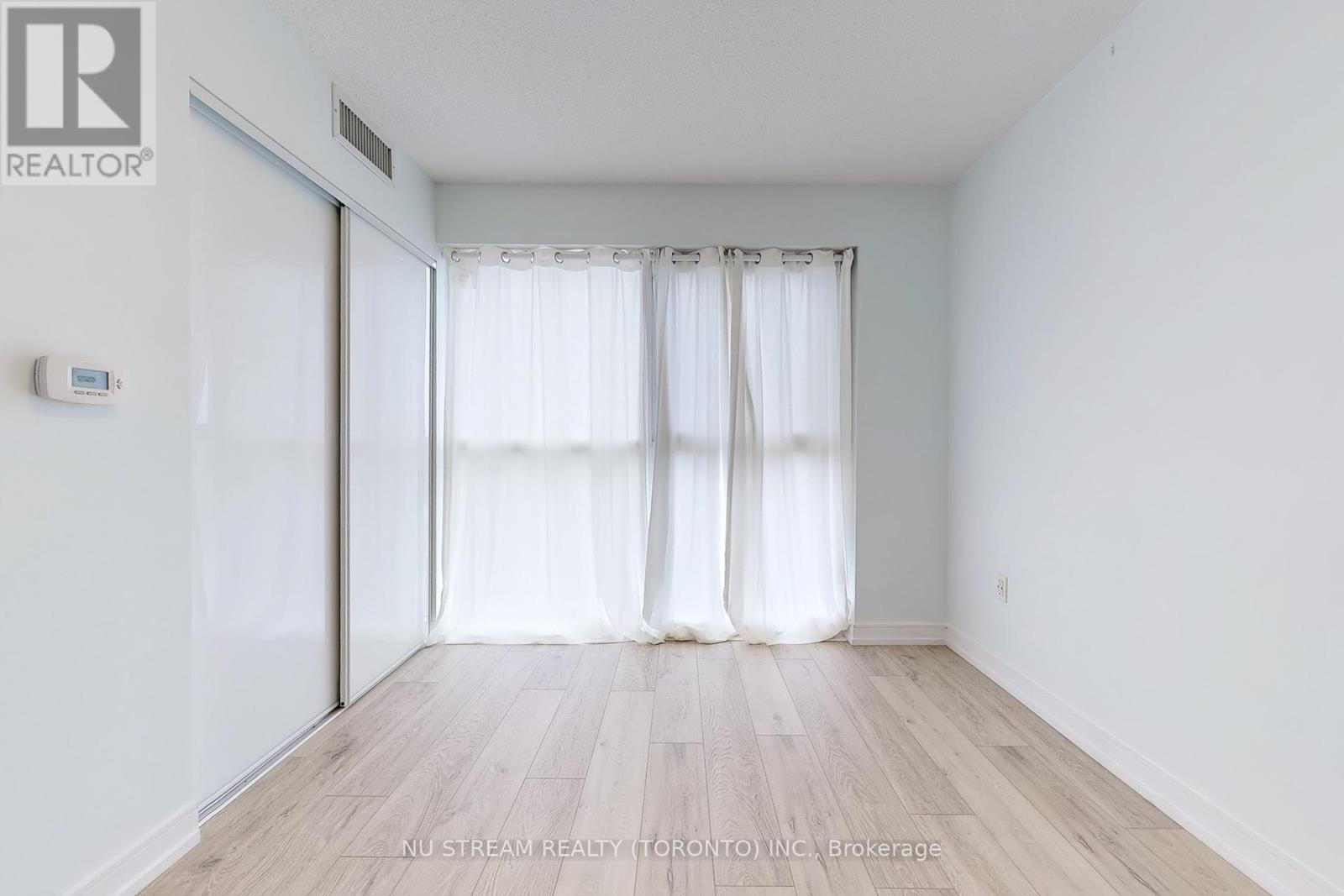 Photo 21 of 2403 225 Village Green Square, Toronto ON