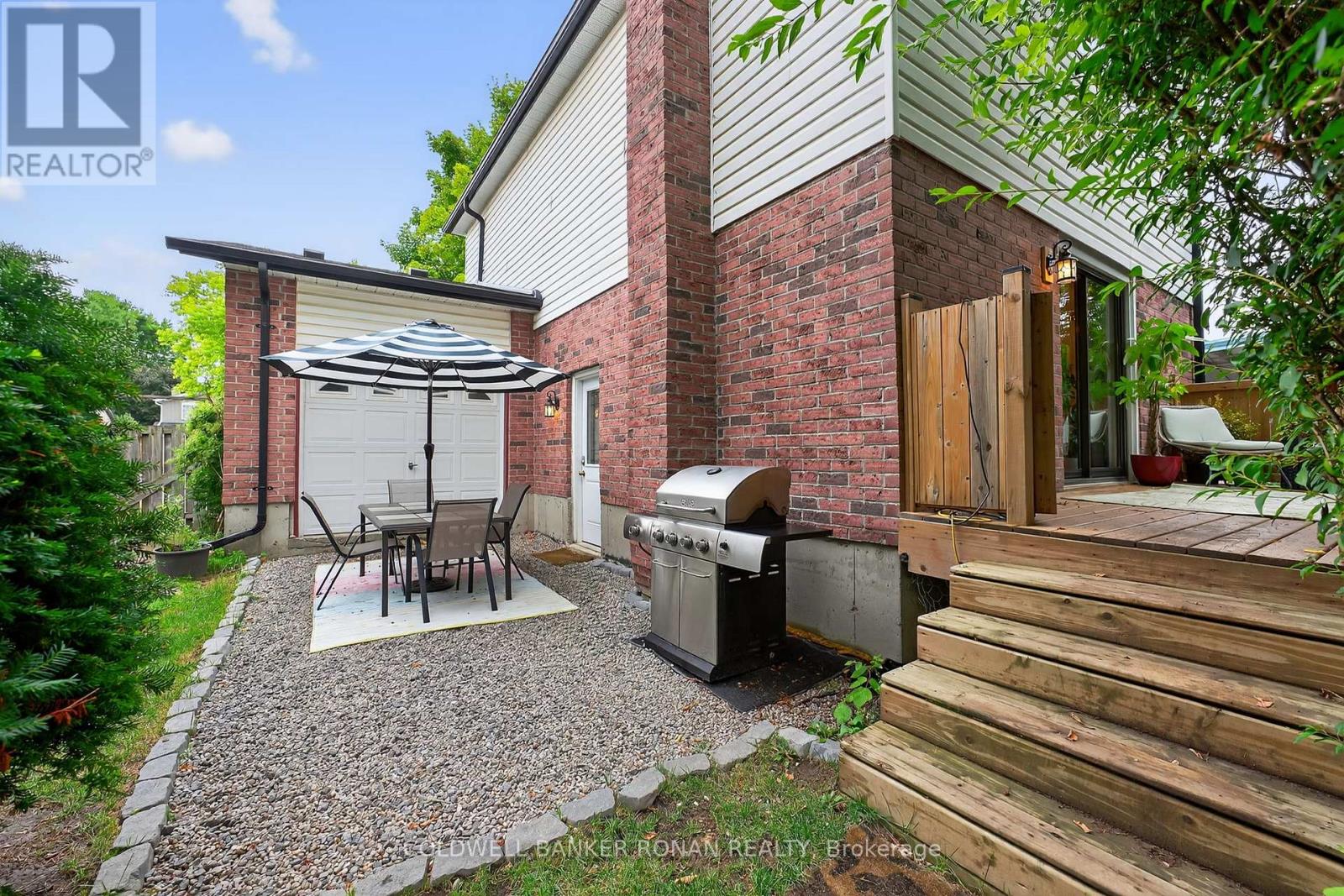 Photo 18 of 16 Fraser Avenue, New Tecumseth ON