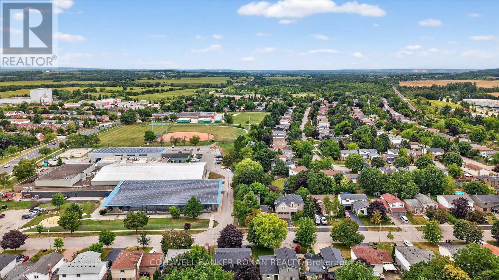 Photo 9 of 16 Fraser Avenue, New Tecumseth ON