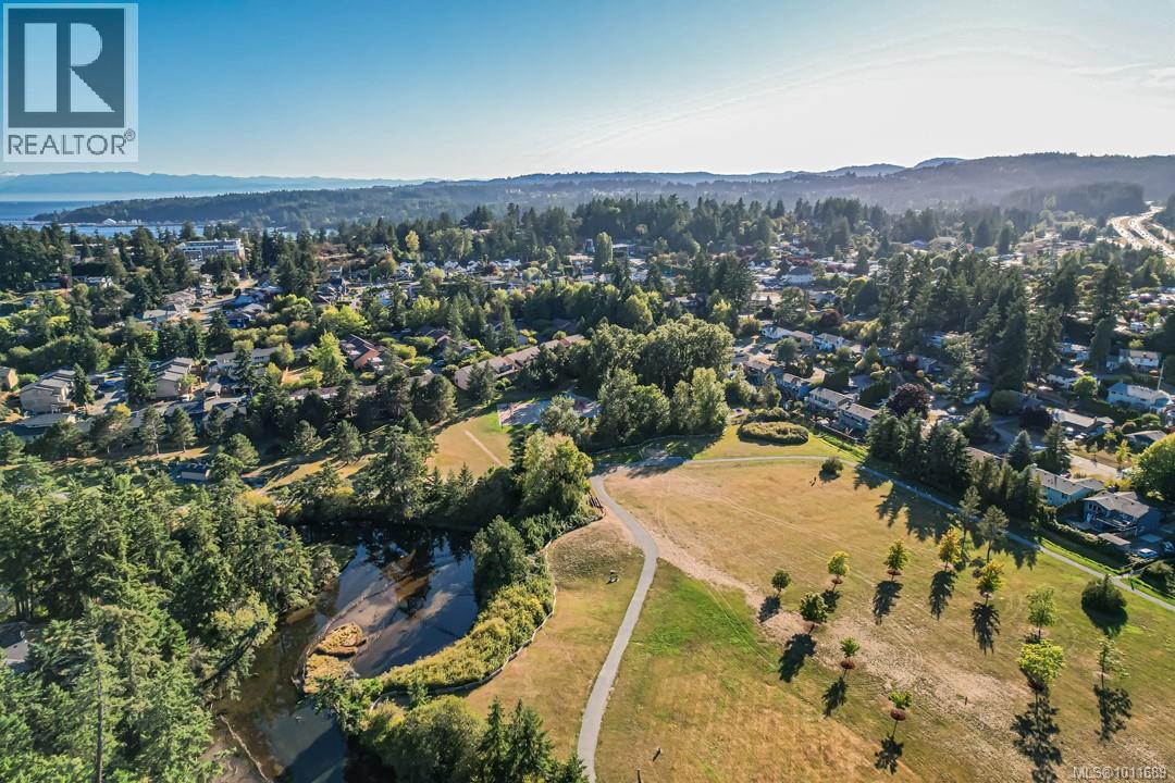 128 Paddock Pl, View Royal