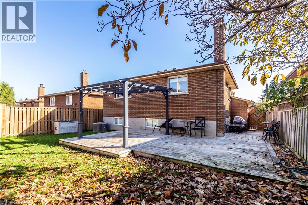 Photo 46 of 15 Gilcrest Street, Hamilton ON