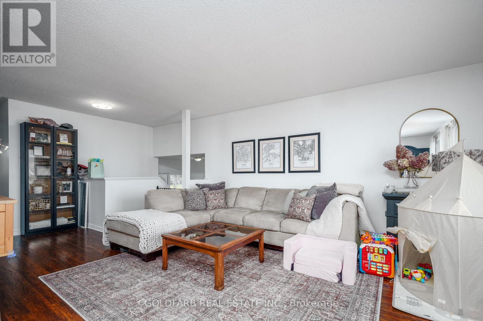 Photo 11 of 1635 Innisfil Beach Road, Innisfil ON