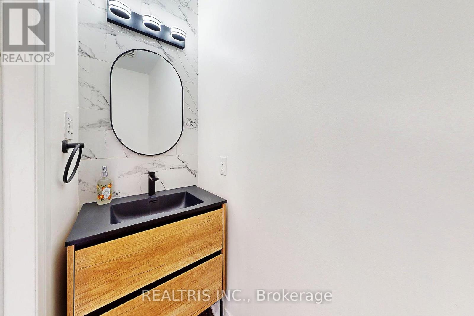 Photo 18 of 12339 Ninth Line, Whitchurchstouffville ON