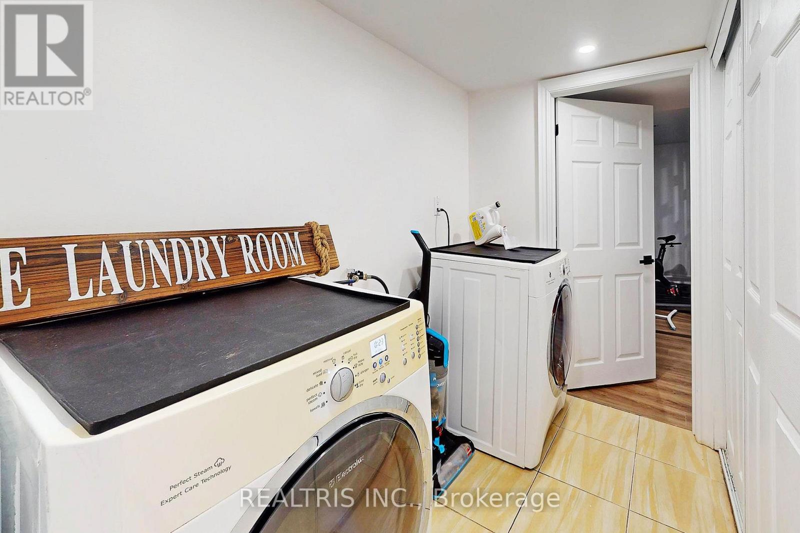 Photo 37 of 12339 Ninth Line, Whitchurchstouffville ON