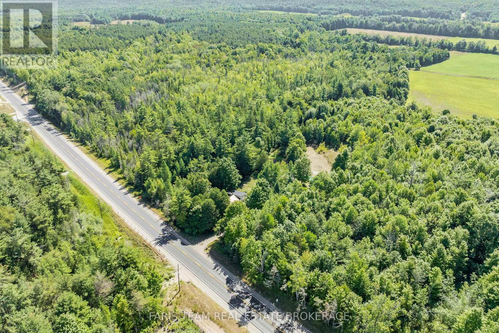 Photo 34 of 1983 Horseshoe Valley Road W, Oromedonte ON
