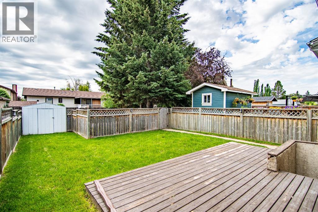 Photo 27 of 135 Rutherford Drive, Red Deer AB