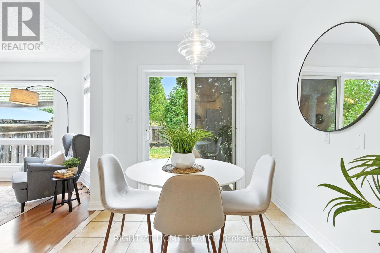 Photo 15 of 61 Corianne Avenue, Whitby ON