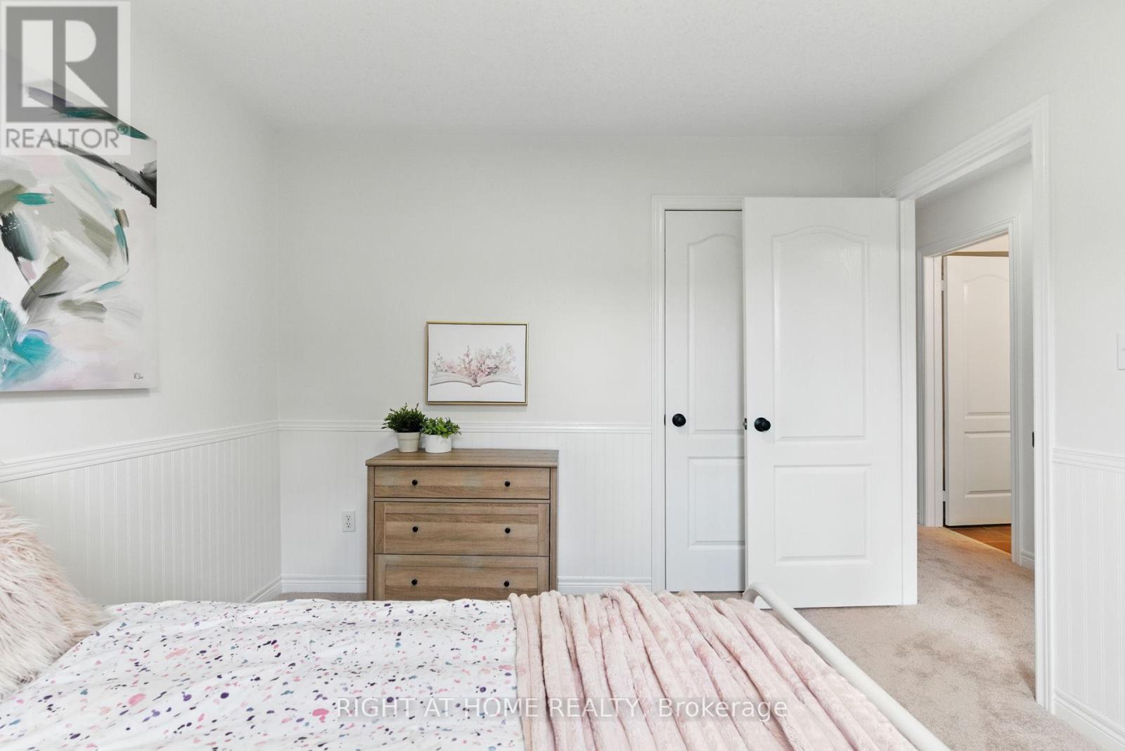 Photo 38 of 61 Corianne Avenue, Whitby ON