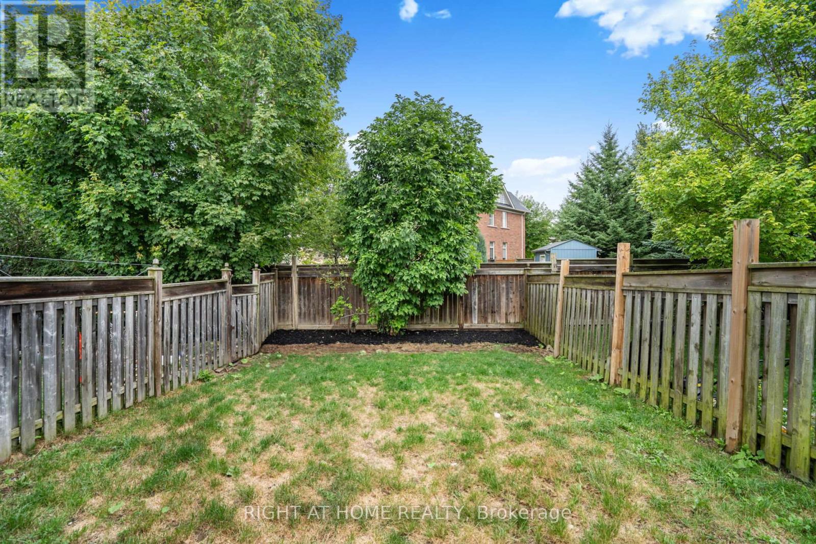 Photo 48 of 61 Corianne Avenue, Whitby ON