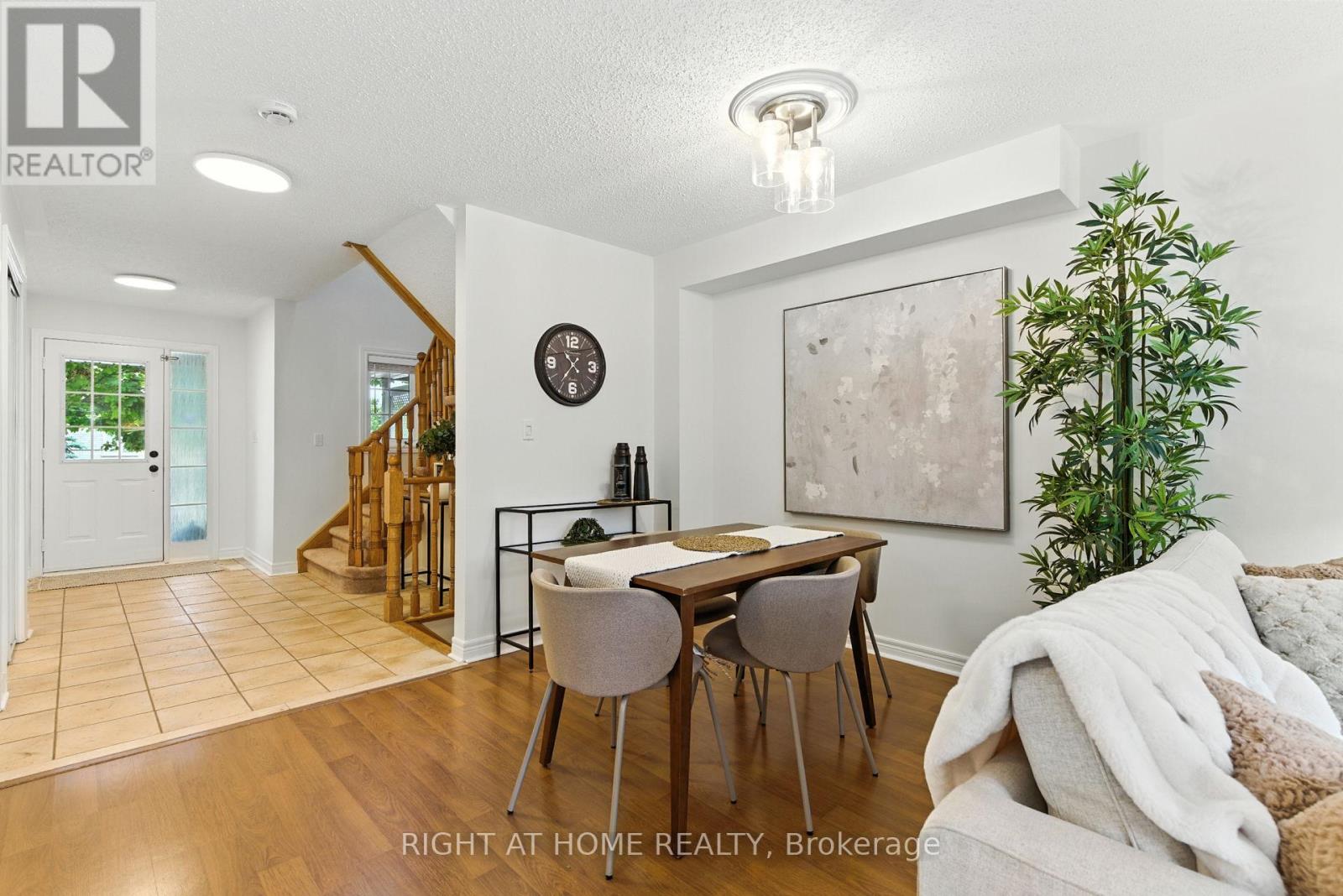 Photo 7 of 61 Corianne Avenue, Whitby ON