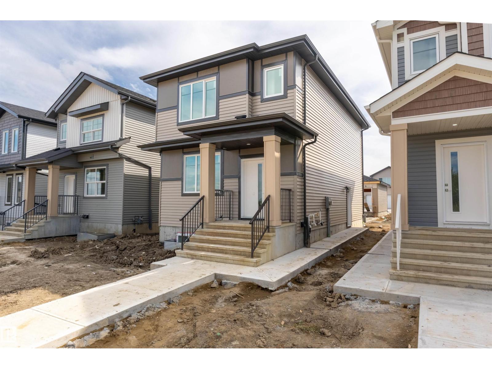 Photo 5 of 76 Patriot Wy, Spruce Grove AB