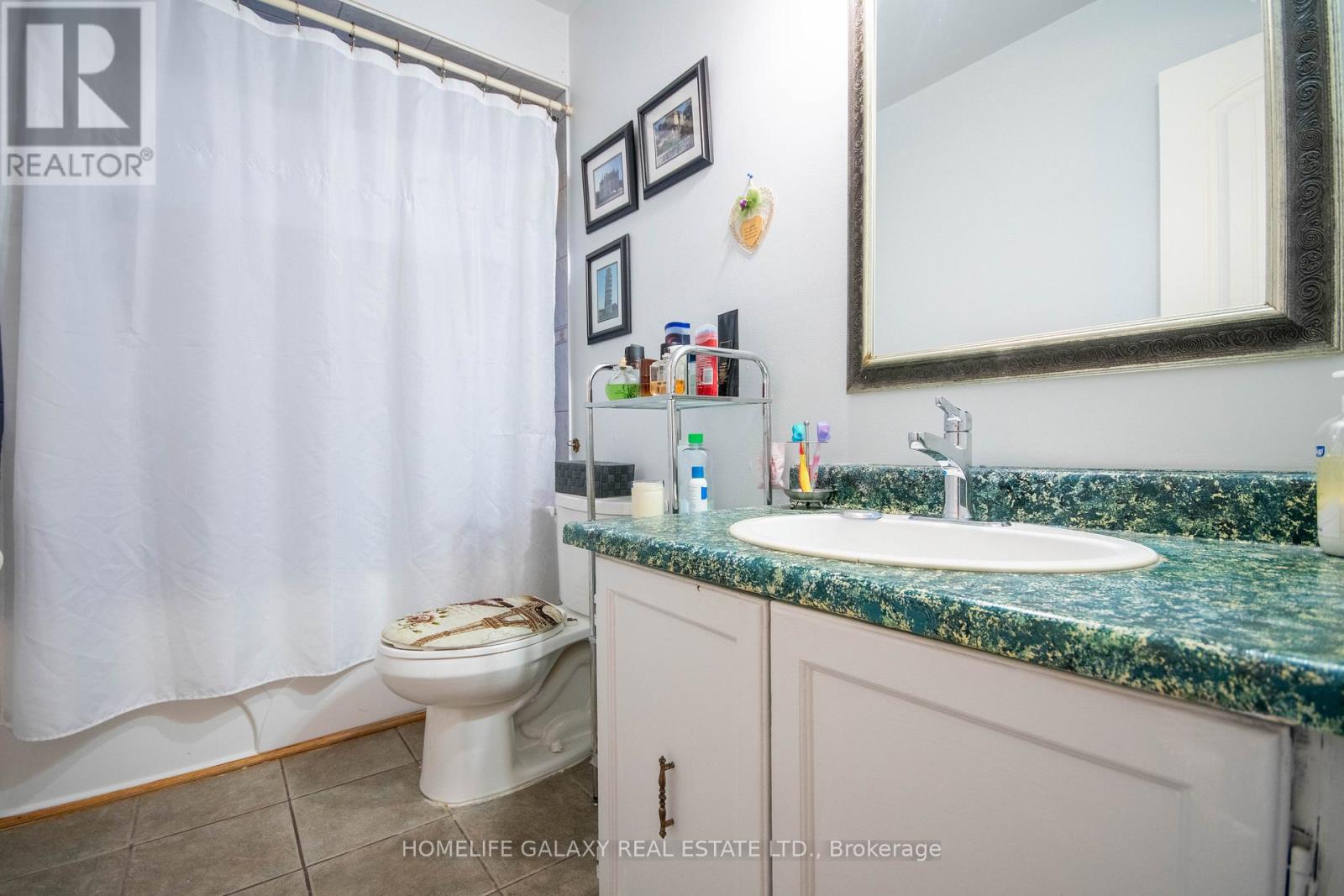 Photo 17 of 1846 Cricket Lane, Pickering ON