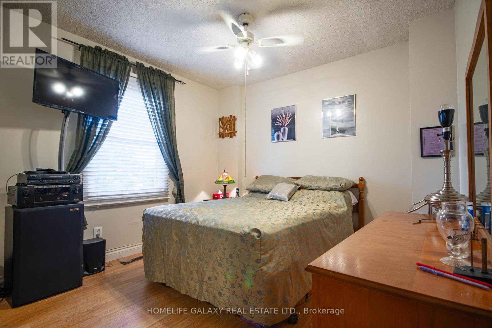 Photo 18 of 1846 Cricket Lane, Pickering ON
