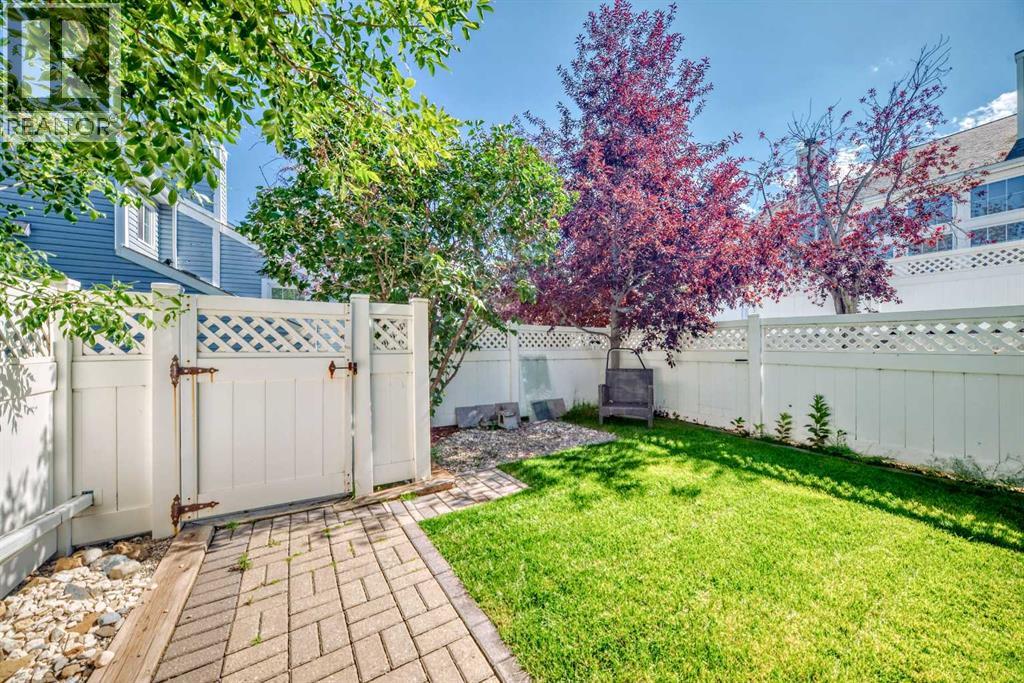 Single Family House for Sale in   Berwick Crescent NW Beddington Heights Calgary 