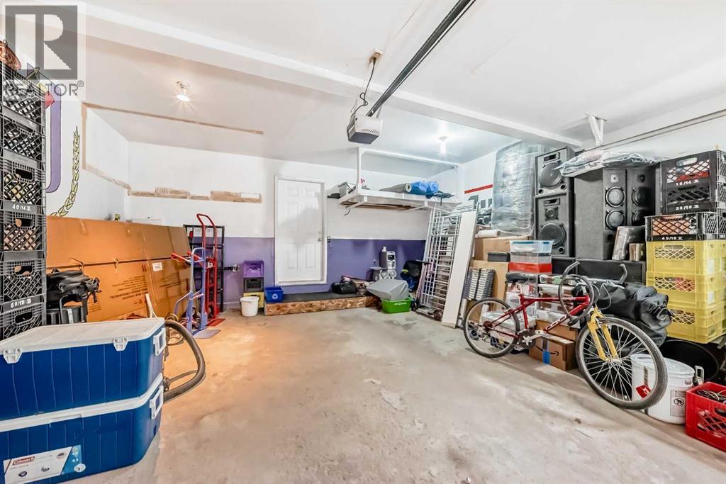 Single Family House for Sale in   Berwick Crescent NW Beddington Heights Calgary 