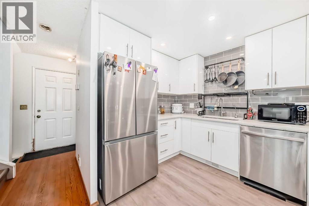 Single Family House for Sale in   Berwick Crescent NW Beddington Heights Calgary 