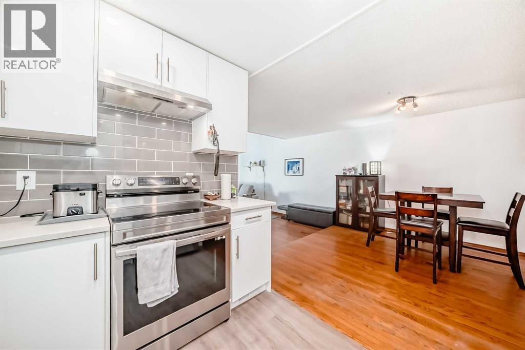 Single Family House for Sale in   Berwick Crescent NW Beddington Heights Calgary 