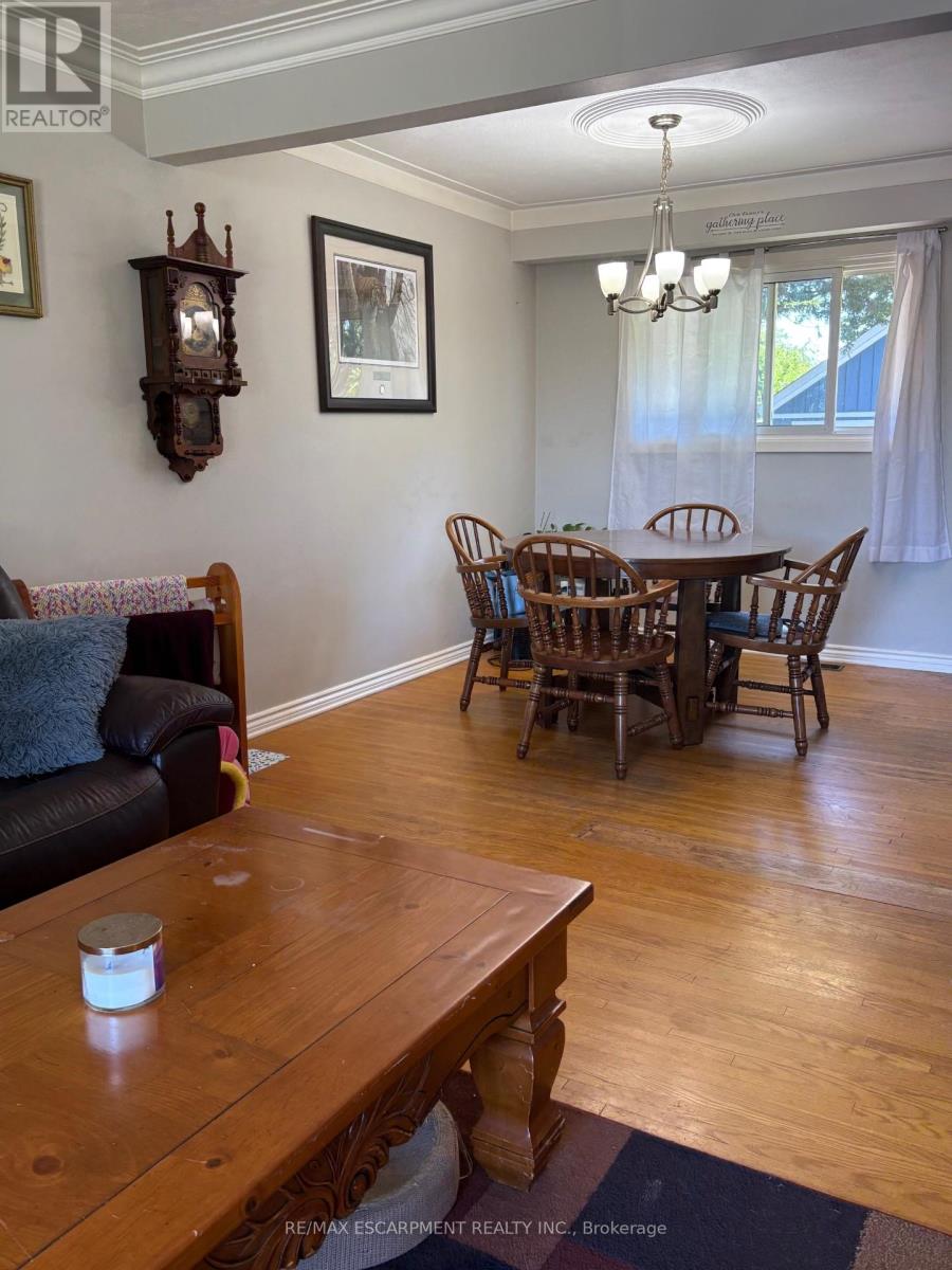 Photo 10 of 723 Glancaster Road, Hamilton ON