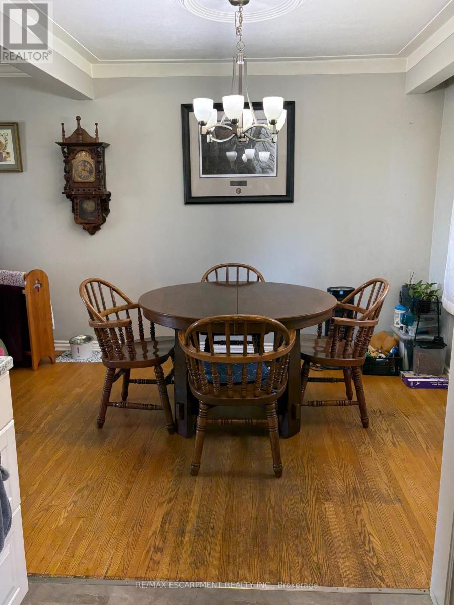 Photo 12 of 723 Glancaster Road, Hamilton ON