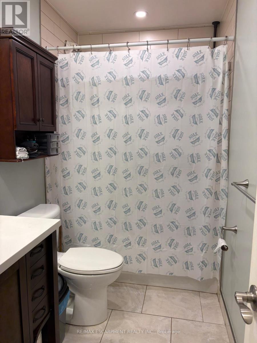 Photo 19 of 723 Glancaster Road, Hamilton ON