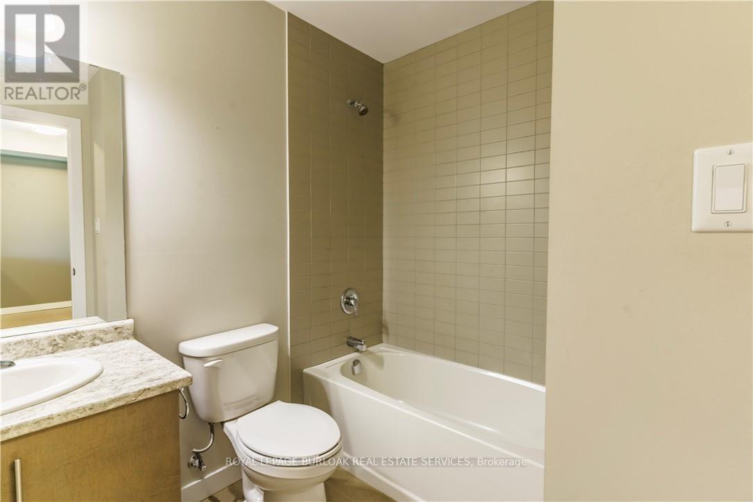Photo 15 of 135 101 Shoreview Place, Hamilton ON