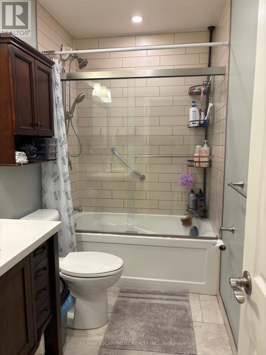 Photo 26 of 723 Glancaster Road, Hamilton ON