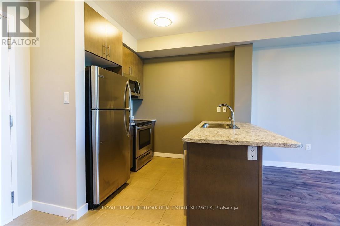 Photo 10 of 135 101 Shoreview Place, Hamilton ON