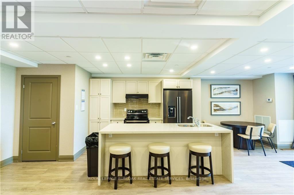 Photo 26 of 135 101 Shoreview Place, Hamilton ON