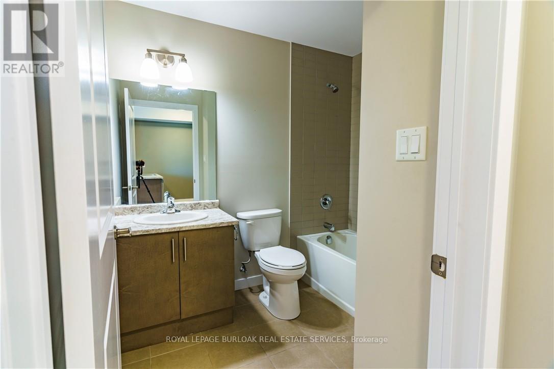 Photo 14 of 135 101 Shoreview Place, Hamilton ON