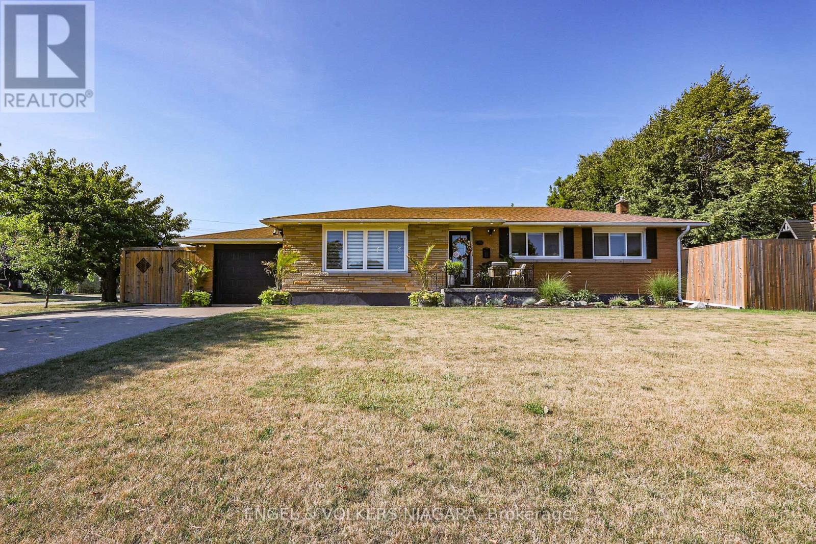 Photo 43 of 90 Rose Avenue, Thorold ON
