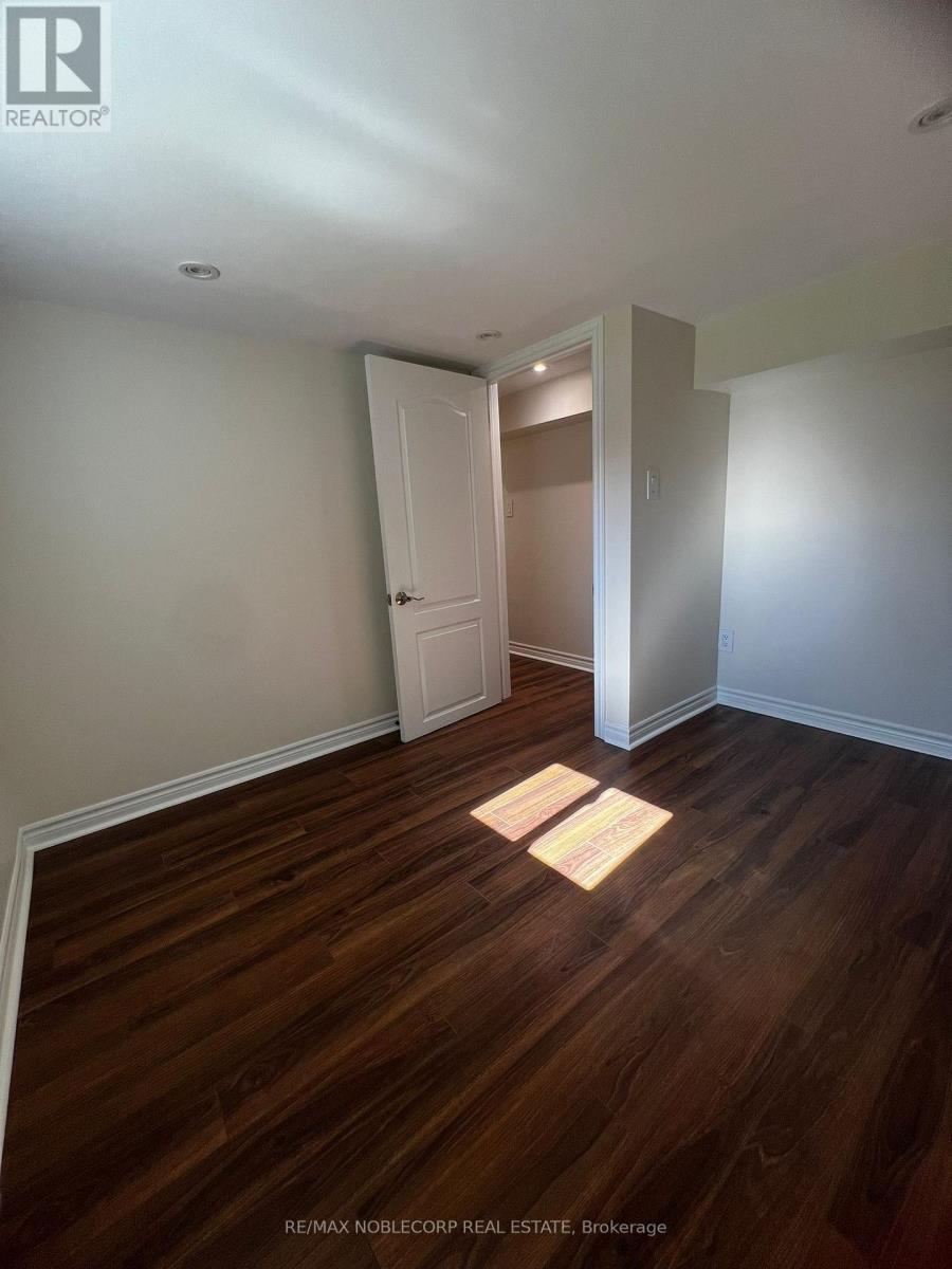 Photo 9 of Lower 16 Little Boulevard, Toronto ON