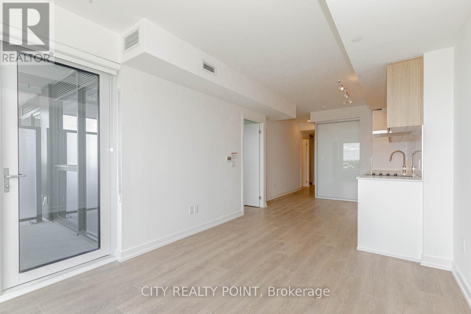 Photo 4 of 820 1100 Sheppard Avenue W, Toronto ON