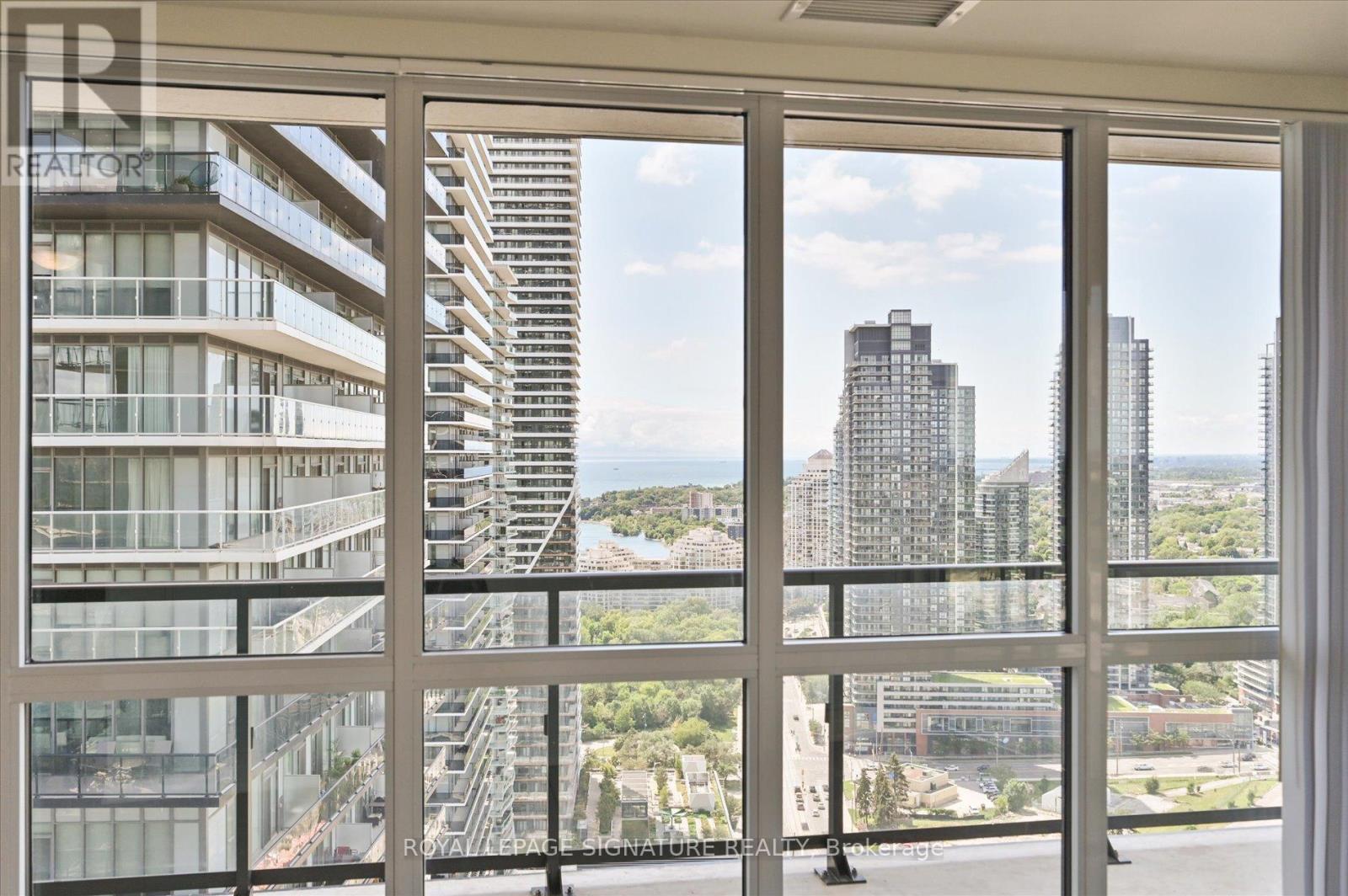 Photo 21 of 3308 38 Annie Craig Drive, Toronto ON