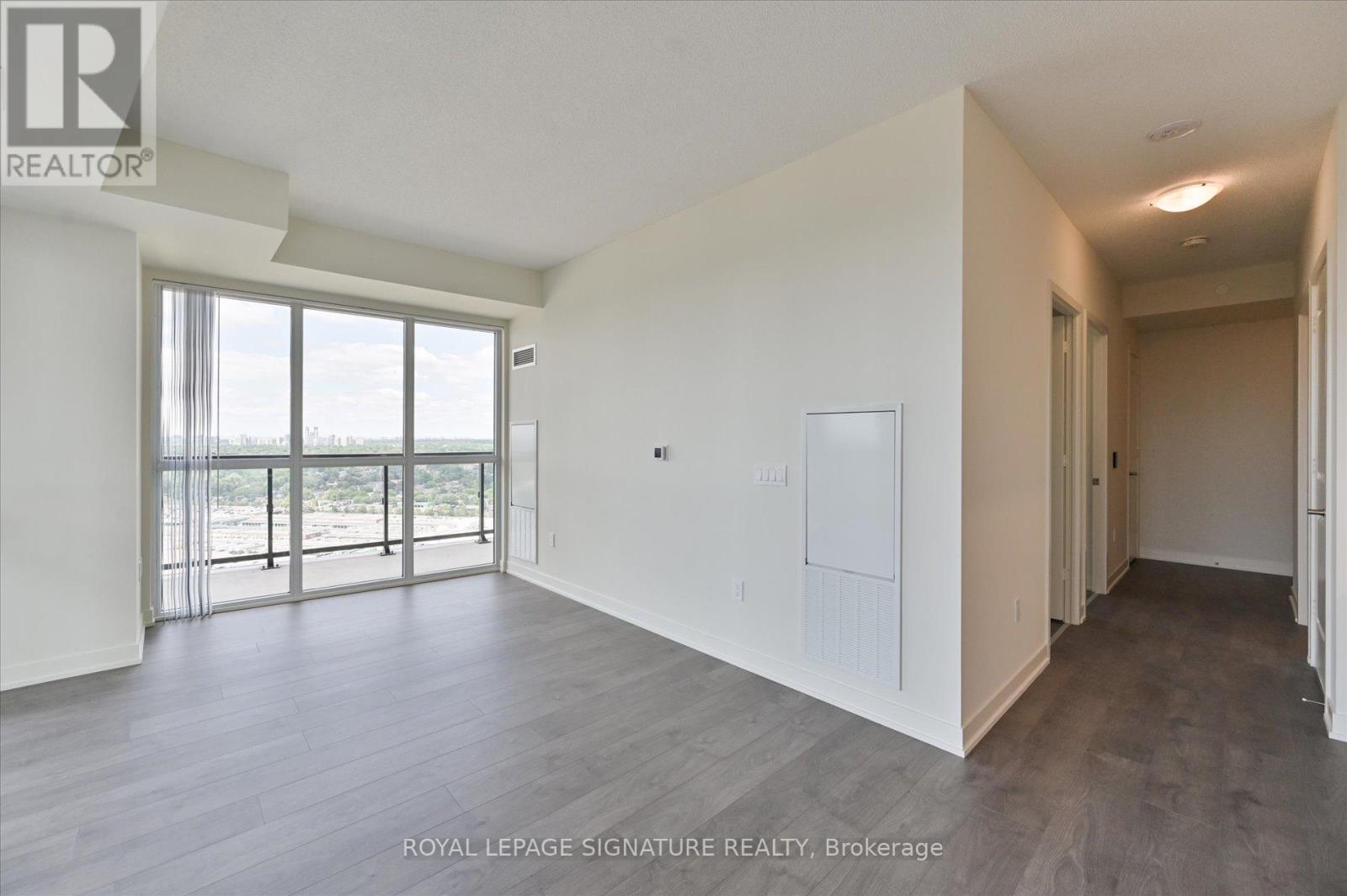 Photo 29 of 3308 38 Annie Craig Drive, Toronto ON