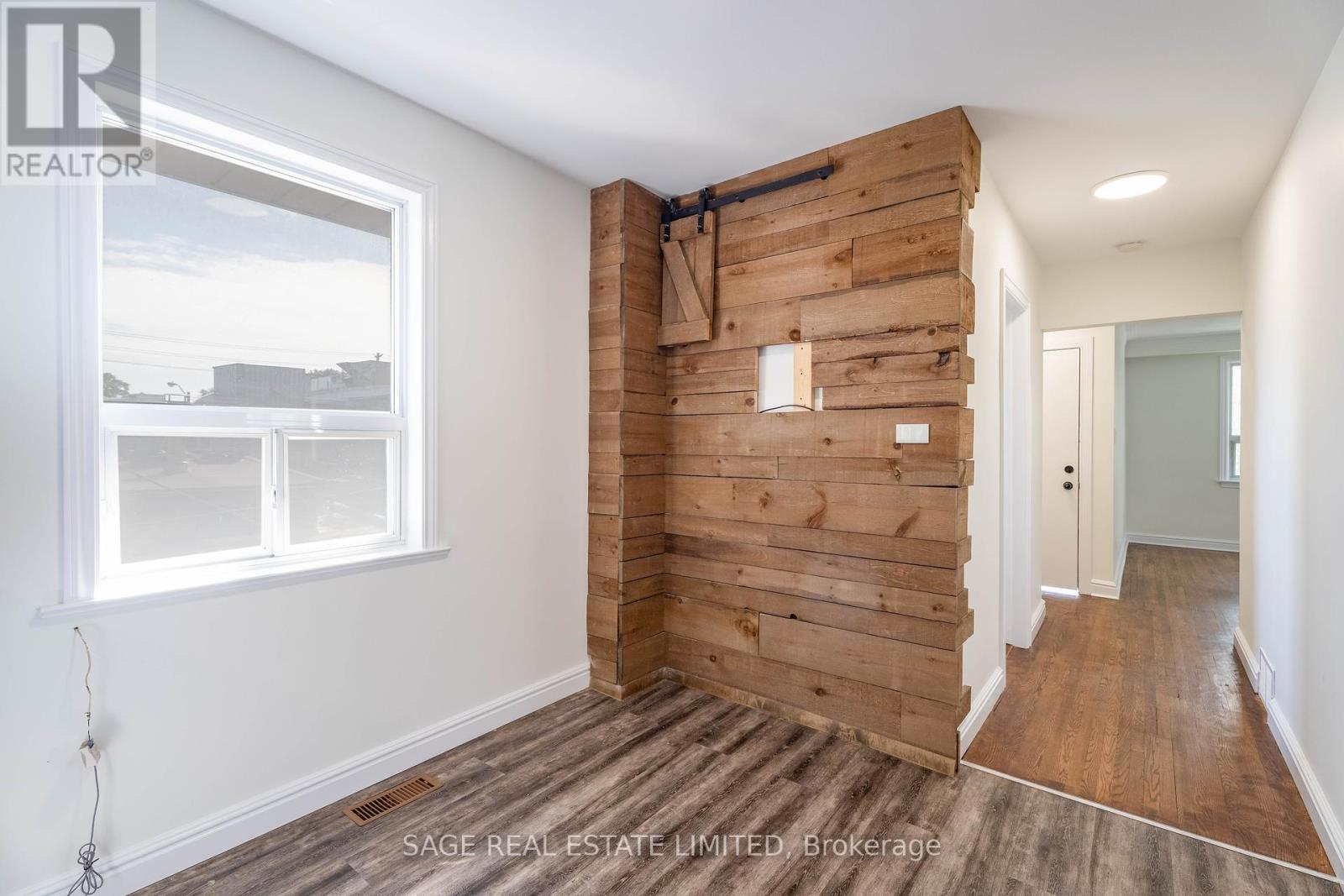 Photo 6 of 3 16 Simpson Avenue, Toronto ON