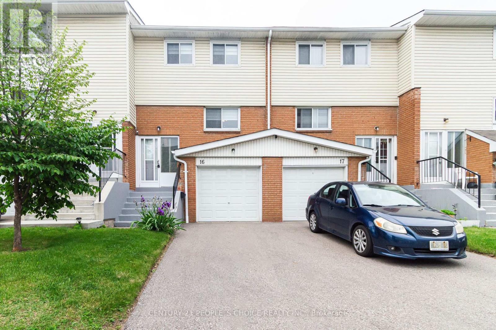 Photo 1 of 16 Franklin Court, Brampton ON