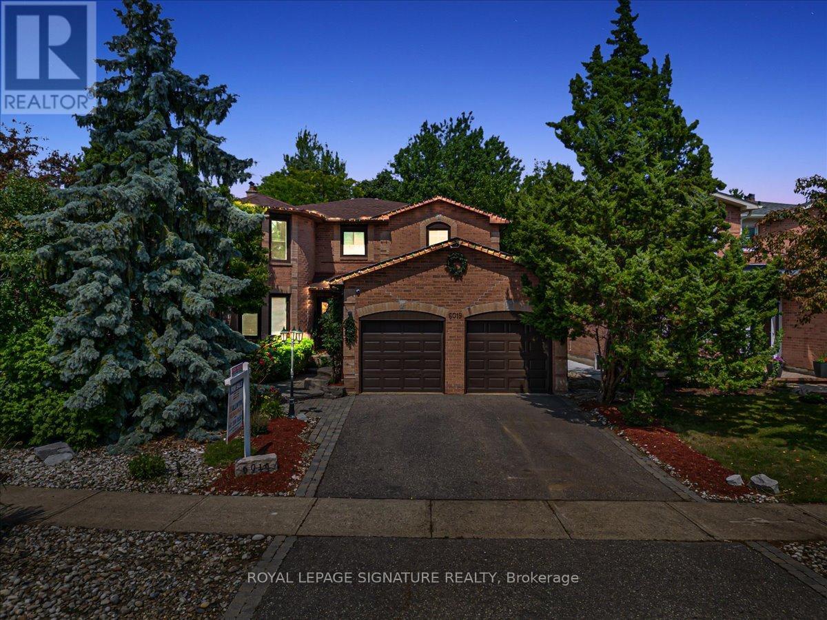 Photo 1 of 6019 Tillsdown Drive, Mississauga ON