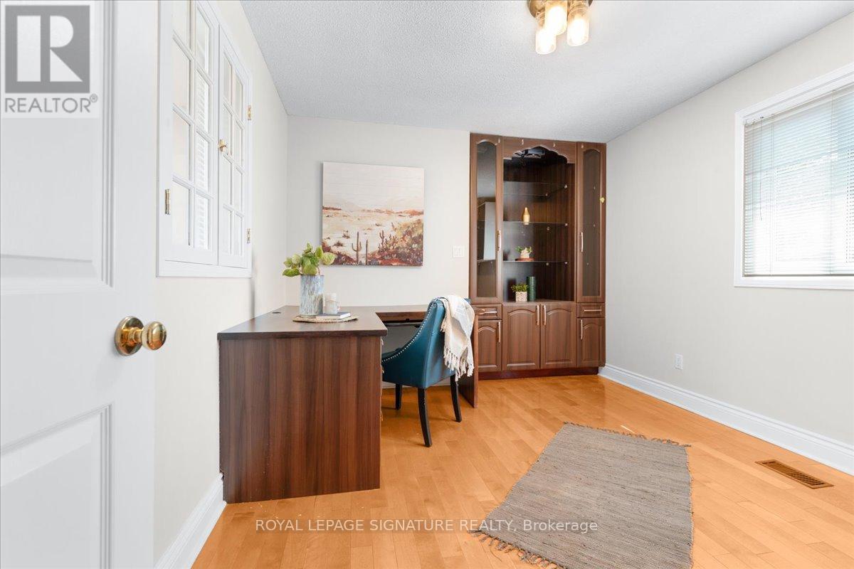 Photo 34 of 6019 Tillsdown Drive, Mississauga ON