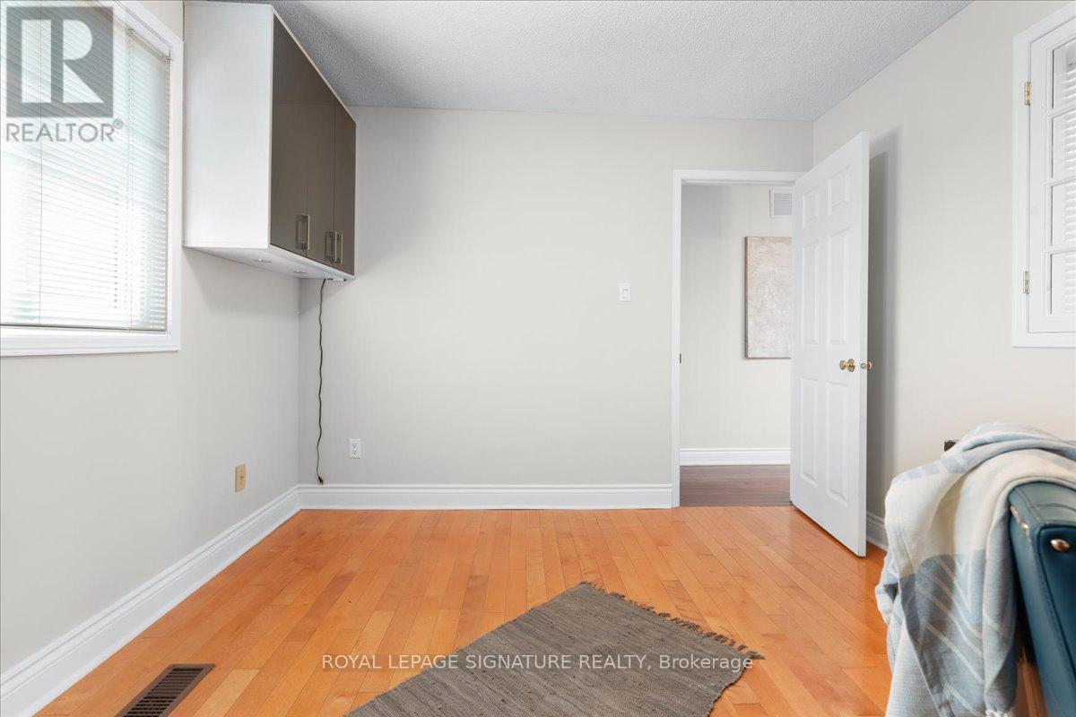 Photo 35 of 6019 Tillsdown Drive, Mississauga ON