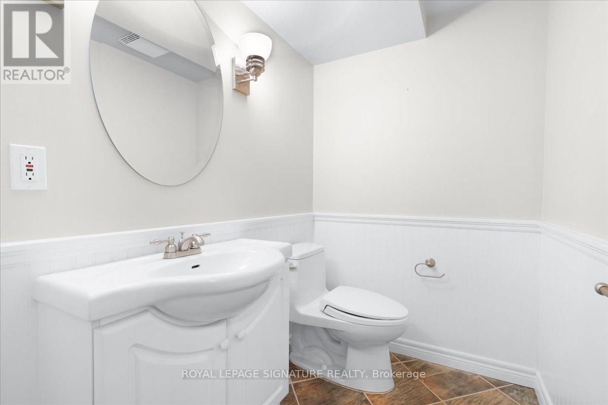 Photo 37 of 6019 Tillsdown Drive, Mississauga ON