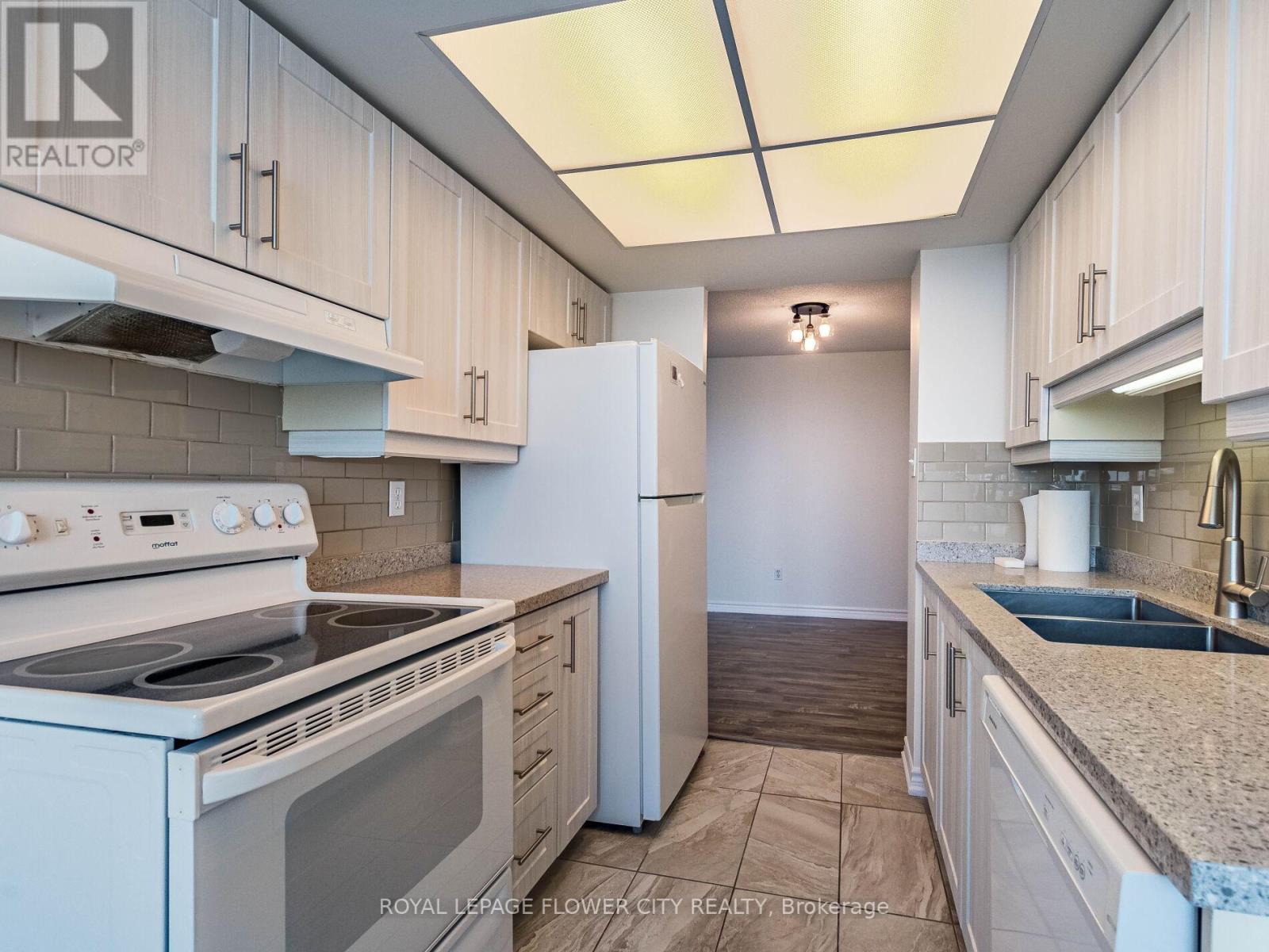 Photo 28 of 2109 30 Malta Avenue, Brampton ON
